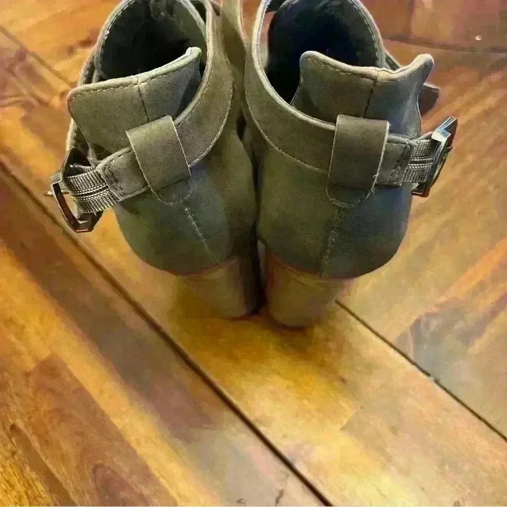 Pierre Dumas tan distressed wooden close toe clogs womens shoes size 6 - Picture 4 of 5